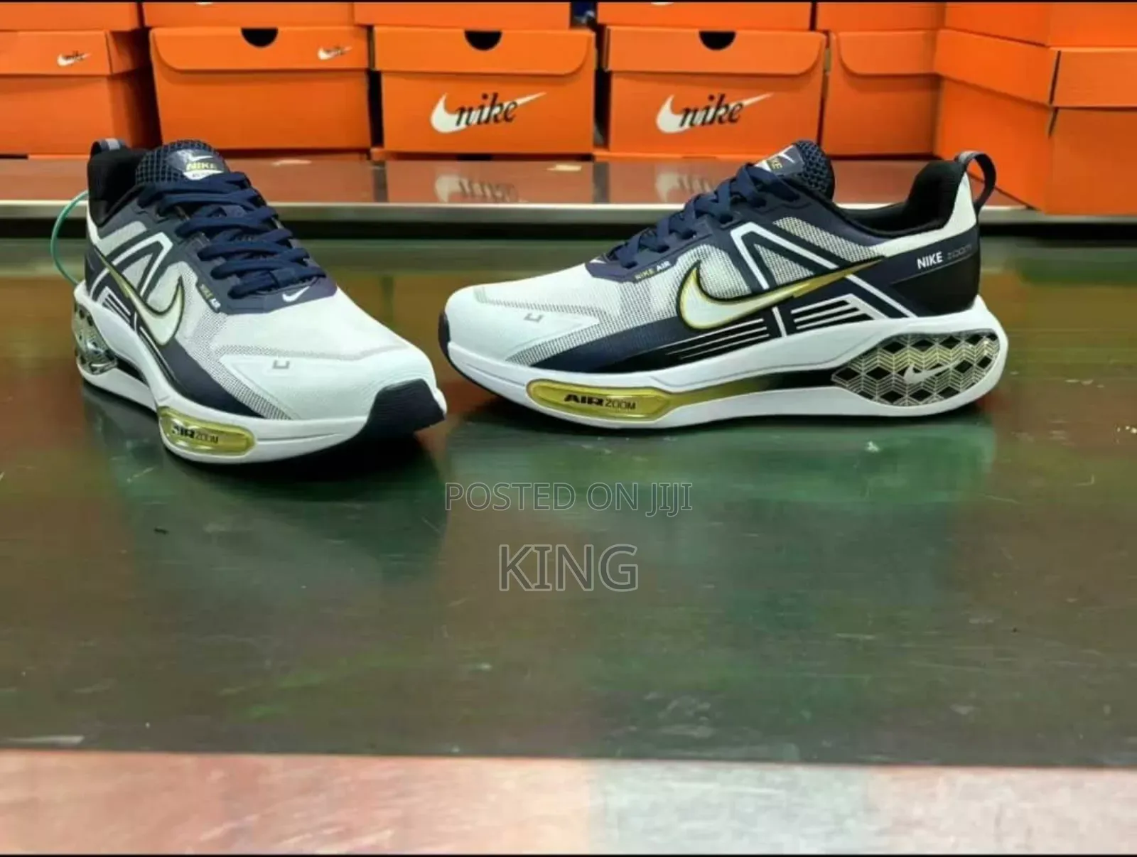 Nike Air Zoom Pegasus 38 Sneakers