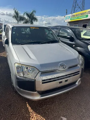 Photo - Toyota Probox 2016 Silver