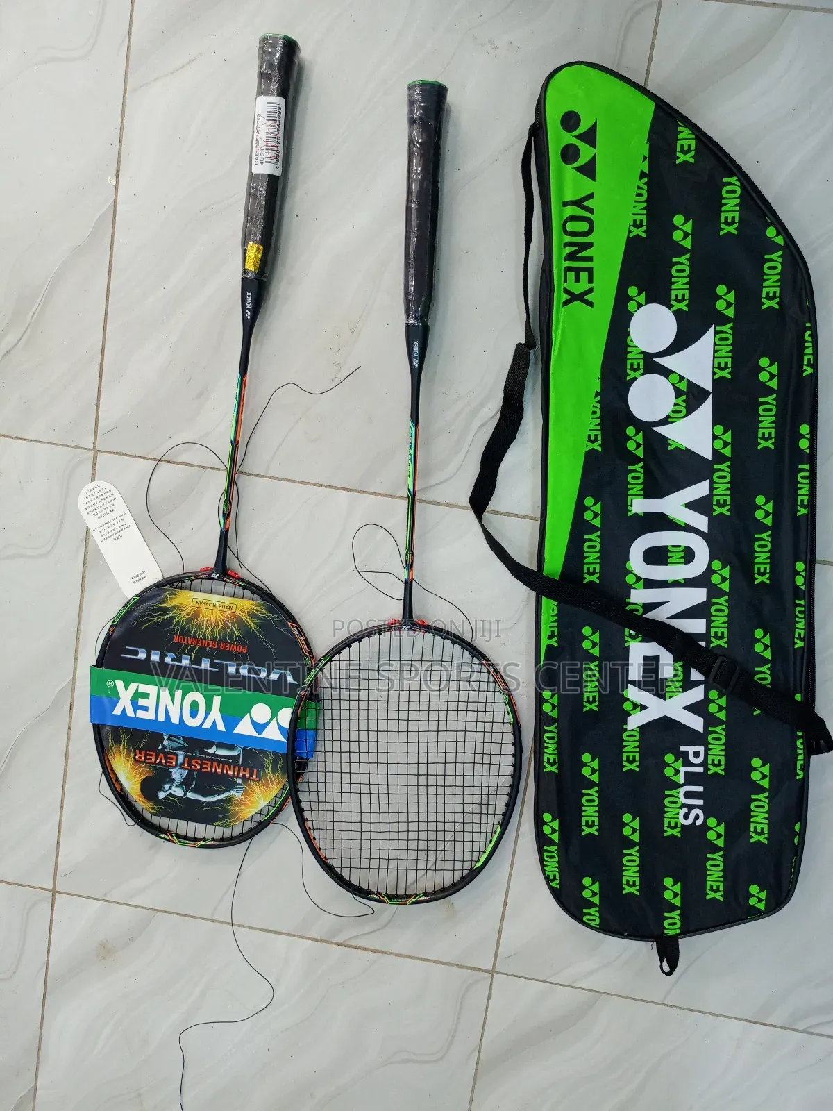 Plus Apair of Badminton Yonex Original Material