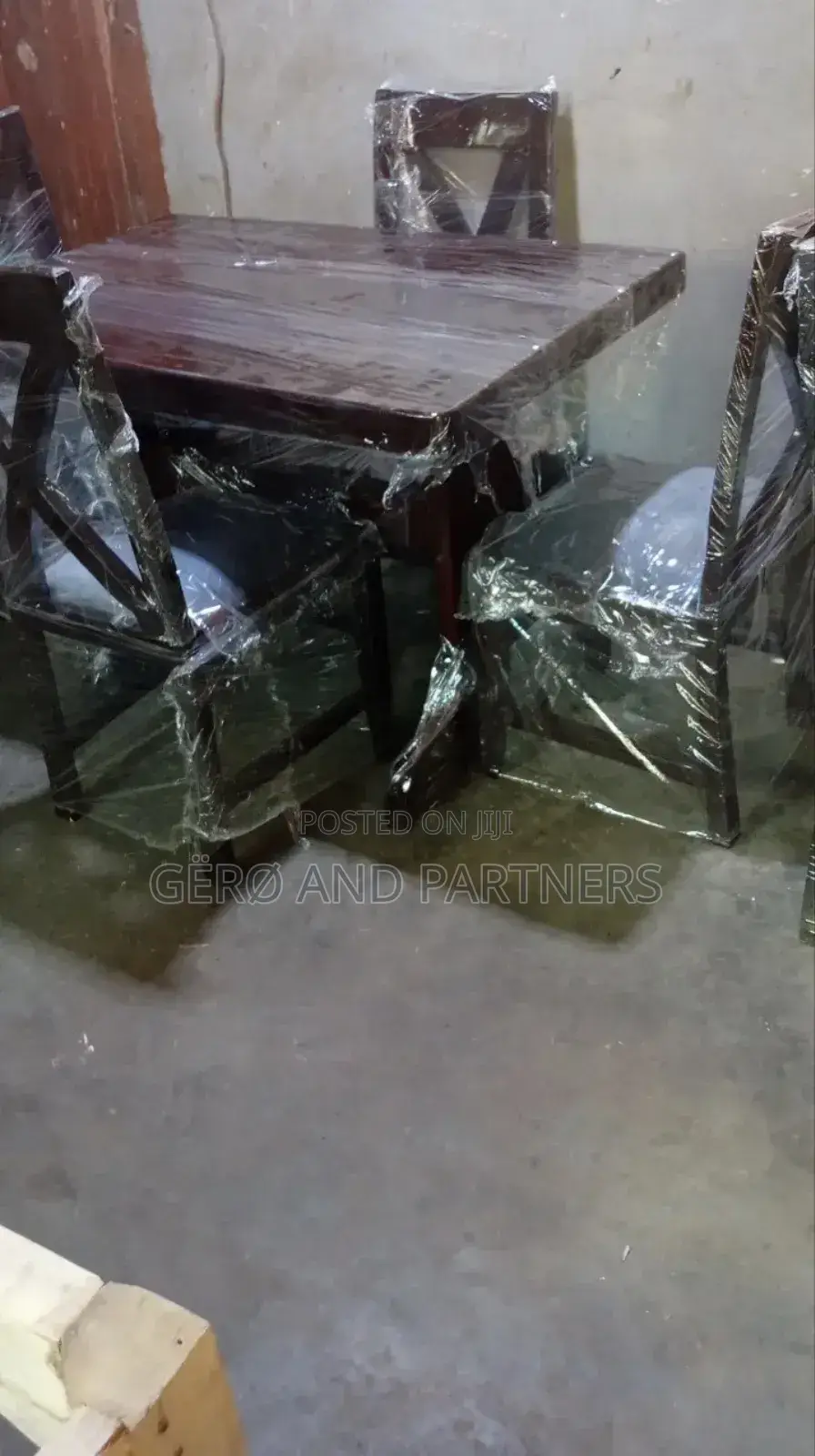 The Valuable 4 Seater Dining