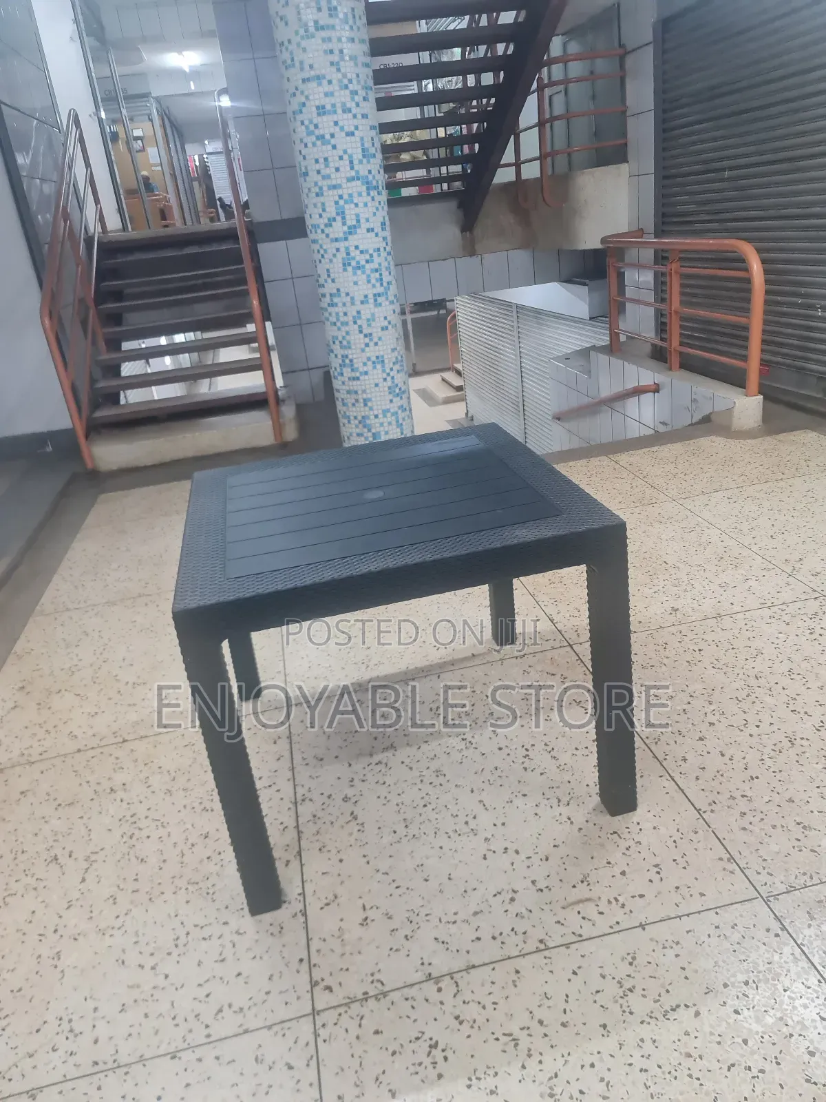 Restaurant Tables Plastic