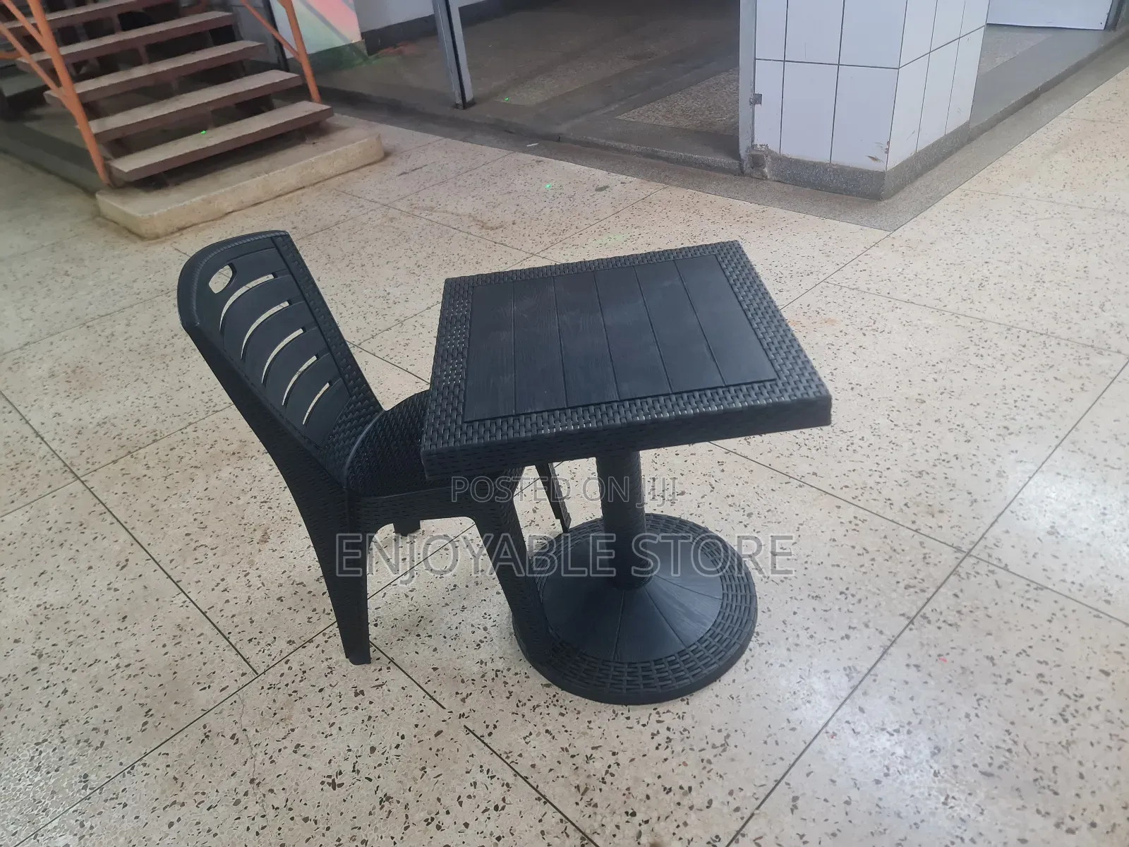 Plastic Table and a Chair for Reading/Dining