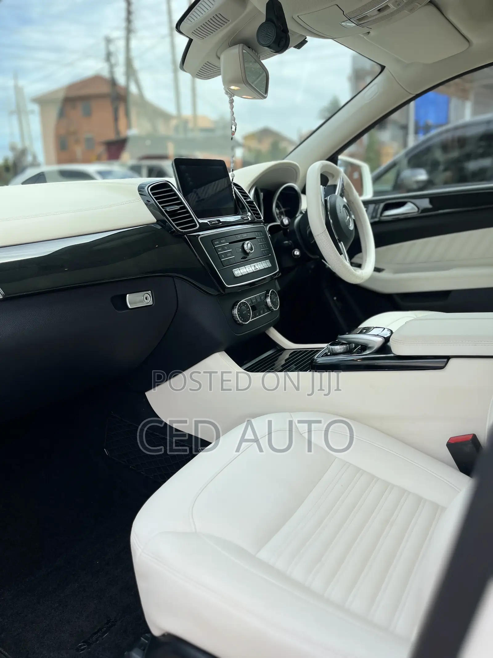 Mercedes-Benz GLE-Class GLE 350d 4MATIC 2017 White