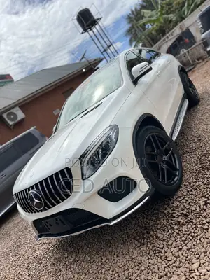 Mercedes-Benz GLE-Class GLE 350d 4MATIC 2017 White