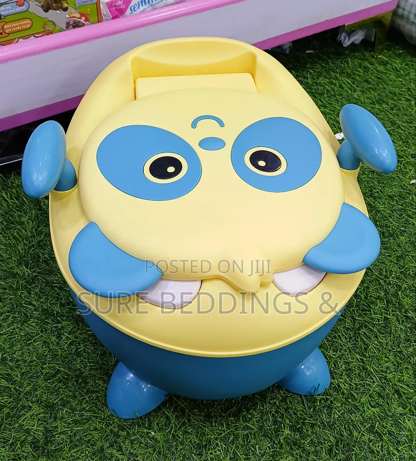 Yale Panda Like Potty