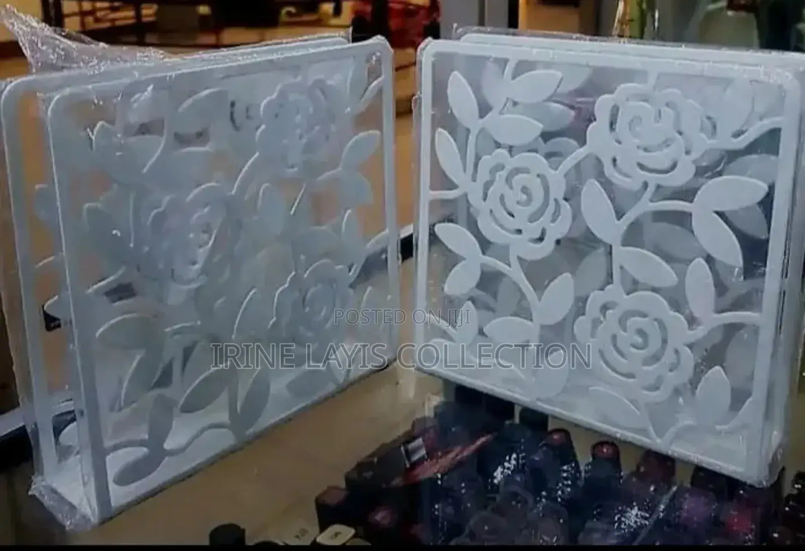 Serviette Holders