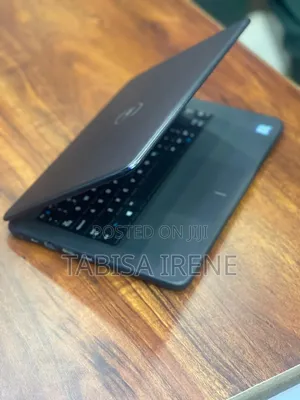 New Laptop Dell Alienware 13 R3 4GB Intel Core I3 HDD 128GB