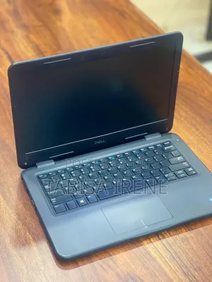 New Laptop Dell Alienware 13 R3 4GB Intel Core I3 HDD 128GB