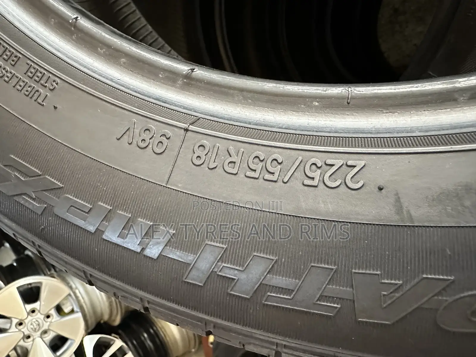 225/55r18 Toyo Japan Tyres
