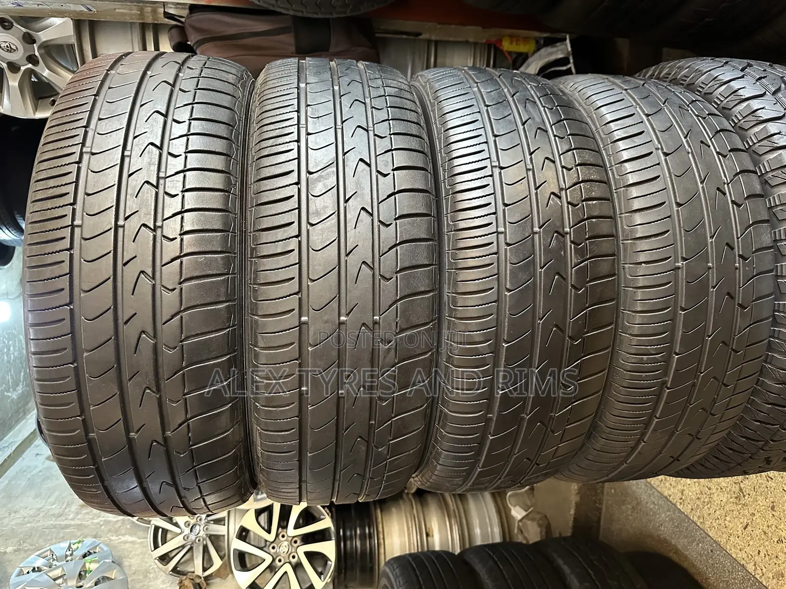 225/55r18 Toyo Japan Tyres