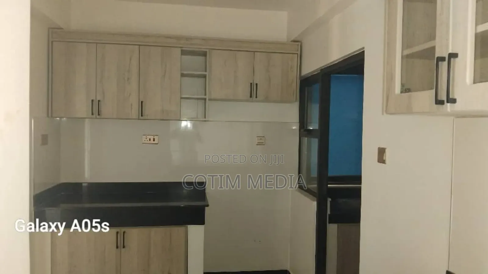 Furnished 3bdrm Condo in Makindye for sale