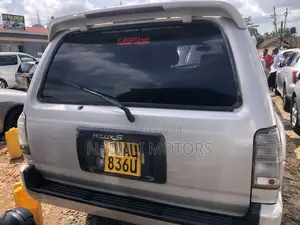 Toyota Hilux Surf 2008