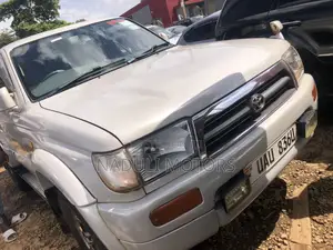 Toyota Hilux Surf 2008