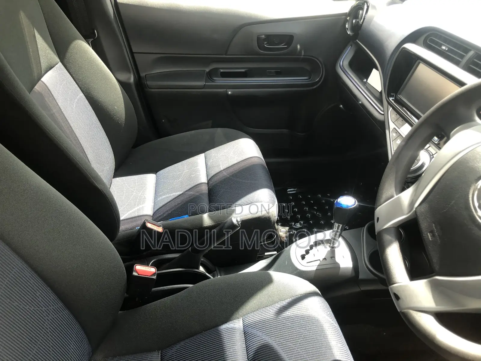 Toyota Aqua 2017 Black