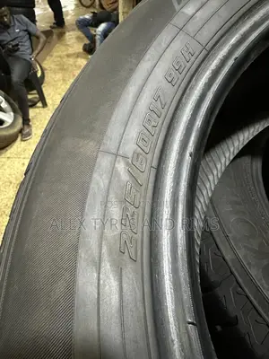 225/60r17 Yokohama Tyres