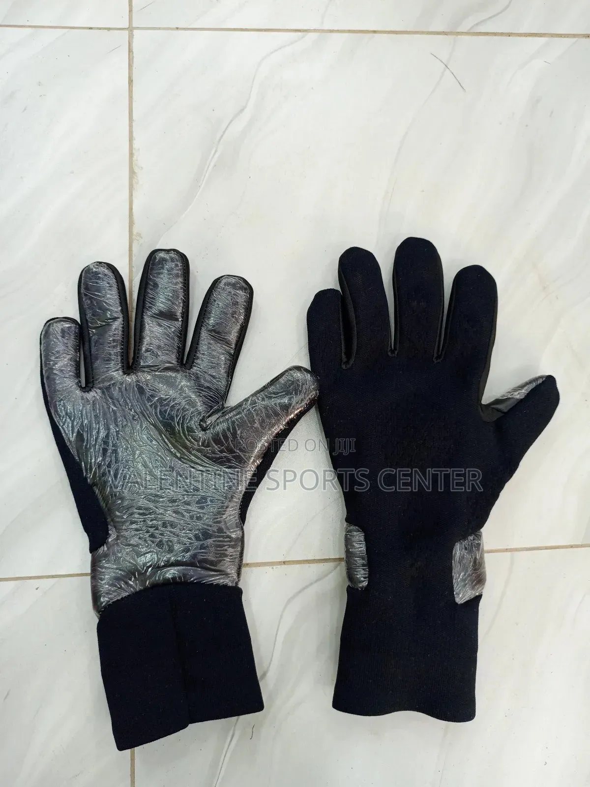 High Quality Goal Keeper Gloves