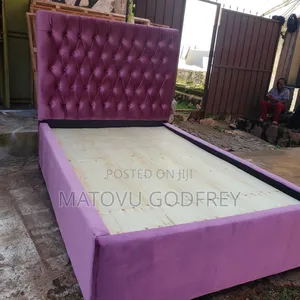 Hot Pink 4×6 Bed