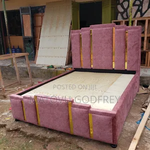 5×6 Cream Bed