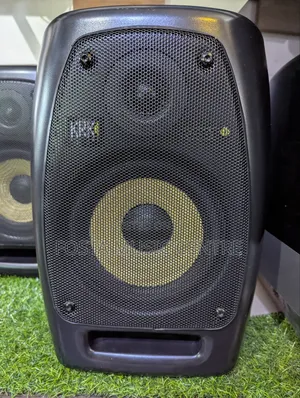 KRK VXT 6 With Grills Studio Monitors