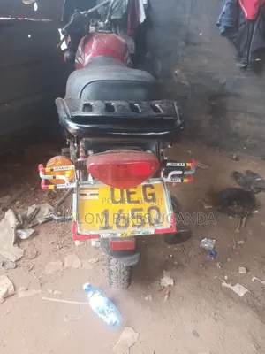 Bajaj Boxer 150 UG 2017 Red