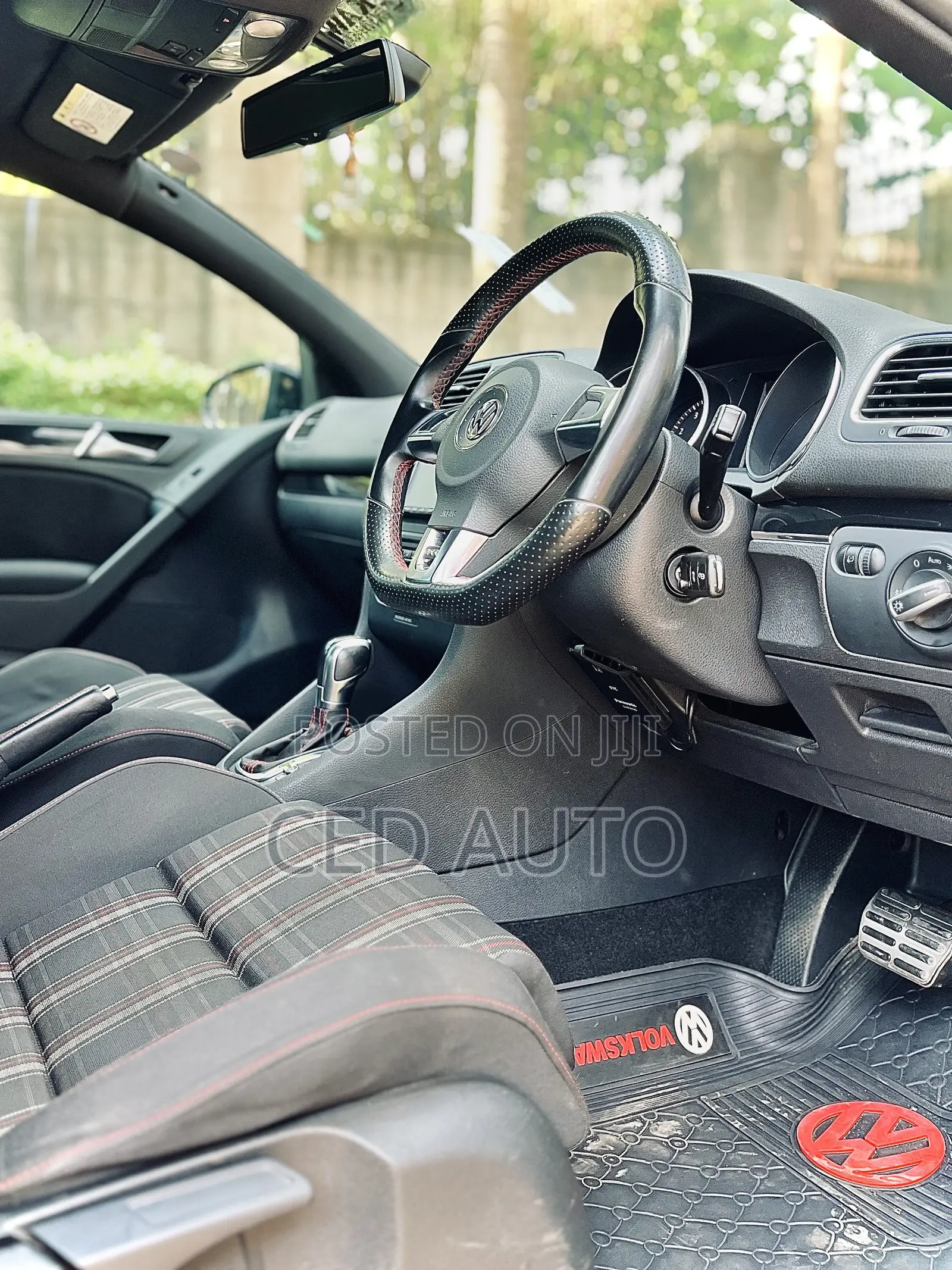 Volkswagen Golf GTI 2012 Black
