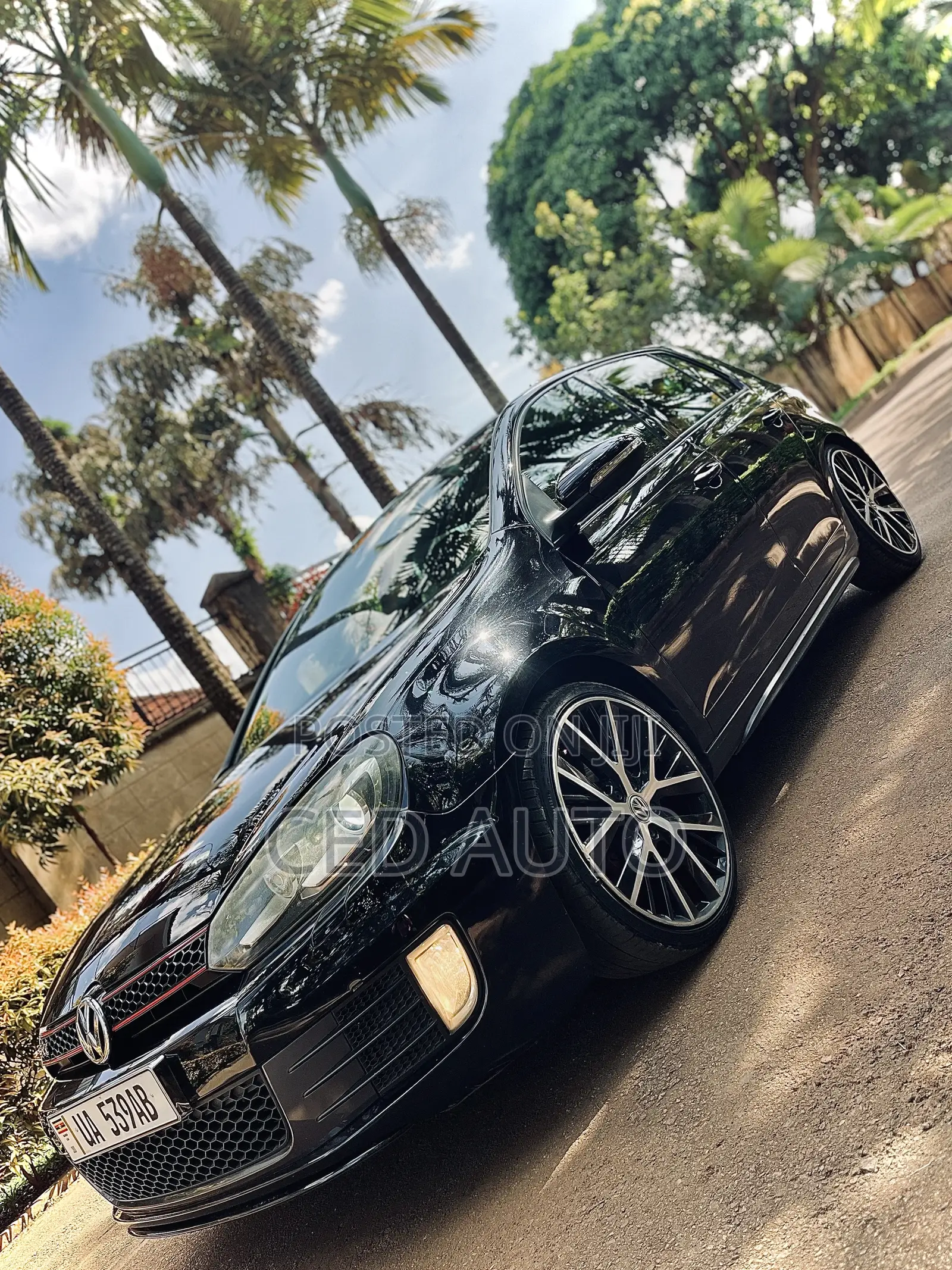 Volkswagen Golf GTI 2012 Black