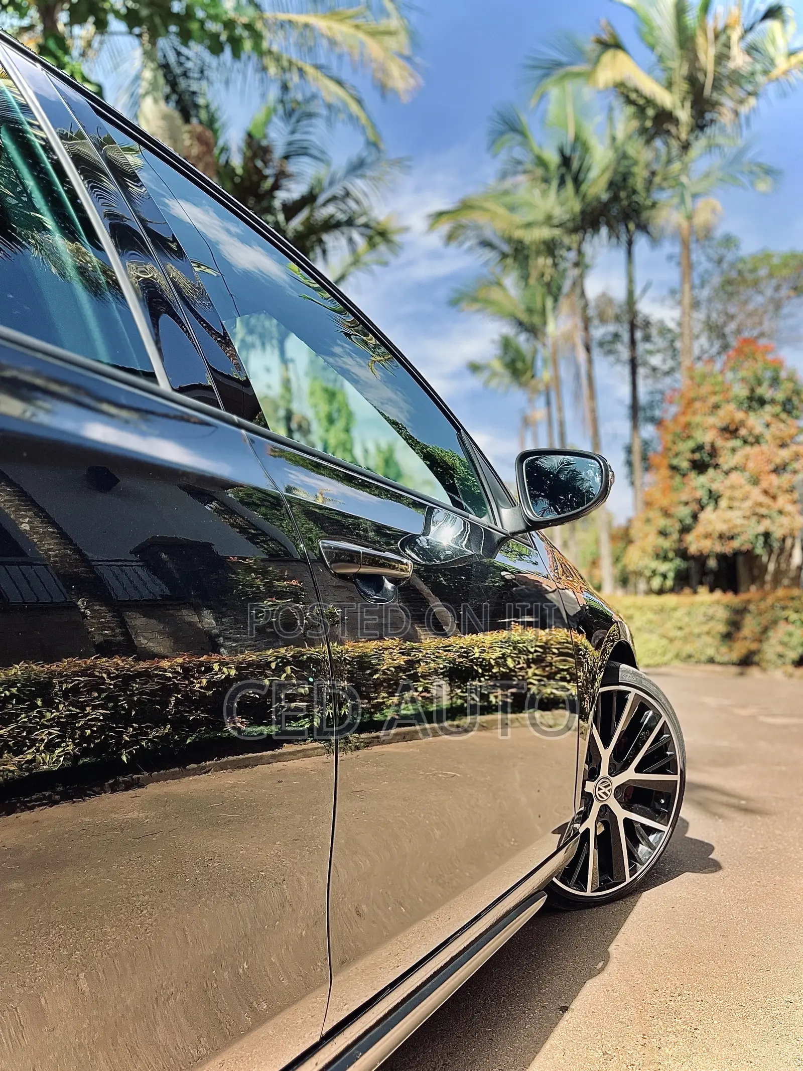 Volkswagen Golf GTI 2012 Black
