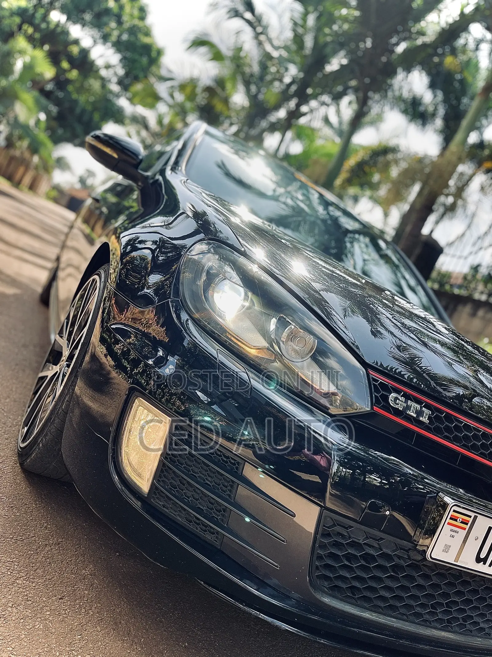 Volkswagen Golf GTI 2012 Black