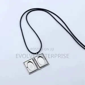 Anime Jujutsu Kaisen Openable Pendant With Photo Choker
