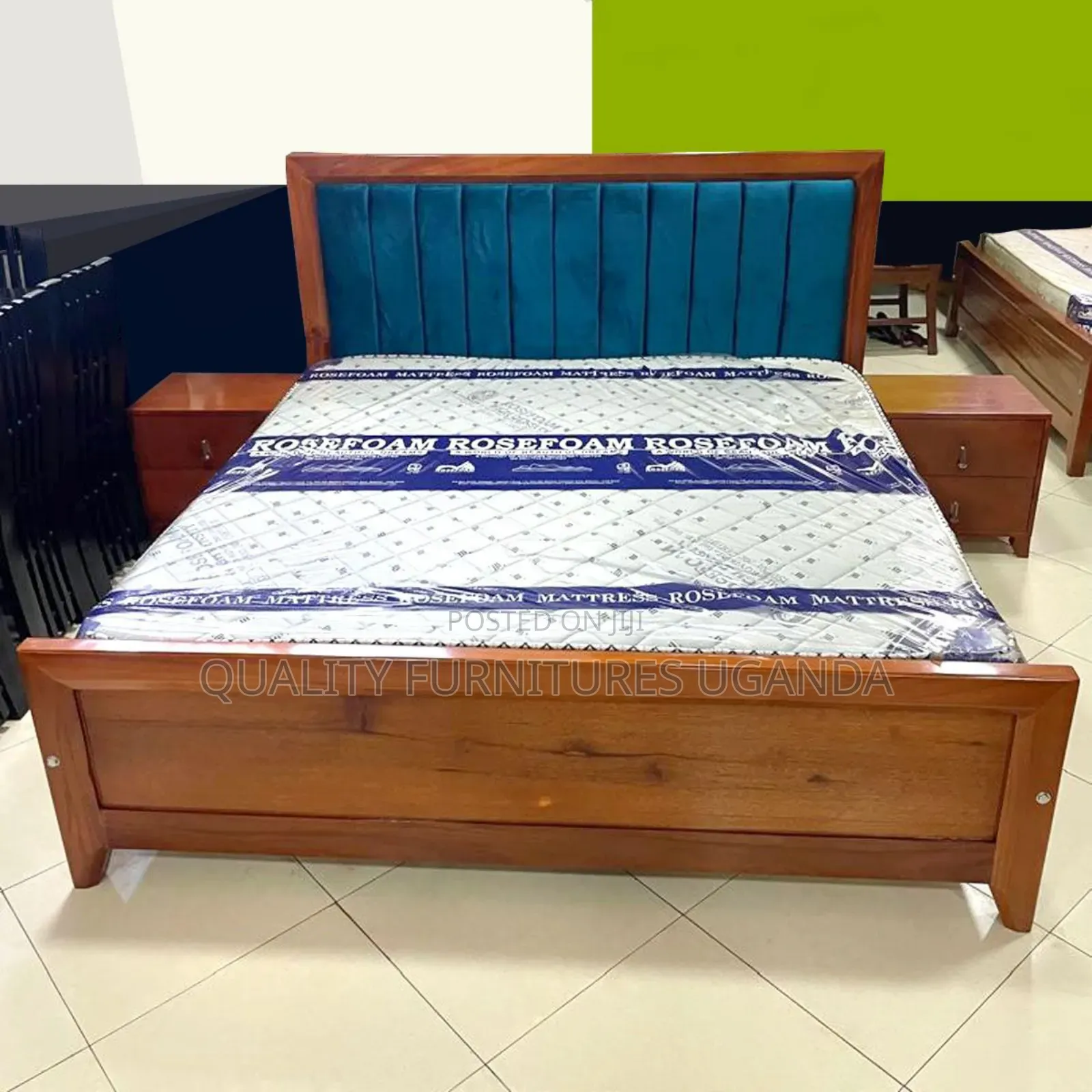 Flat Mahogany Bed