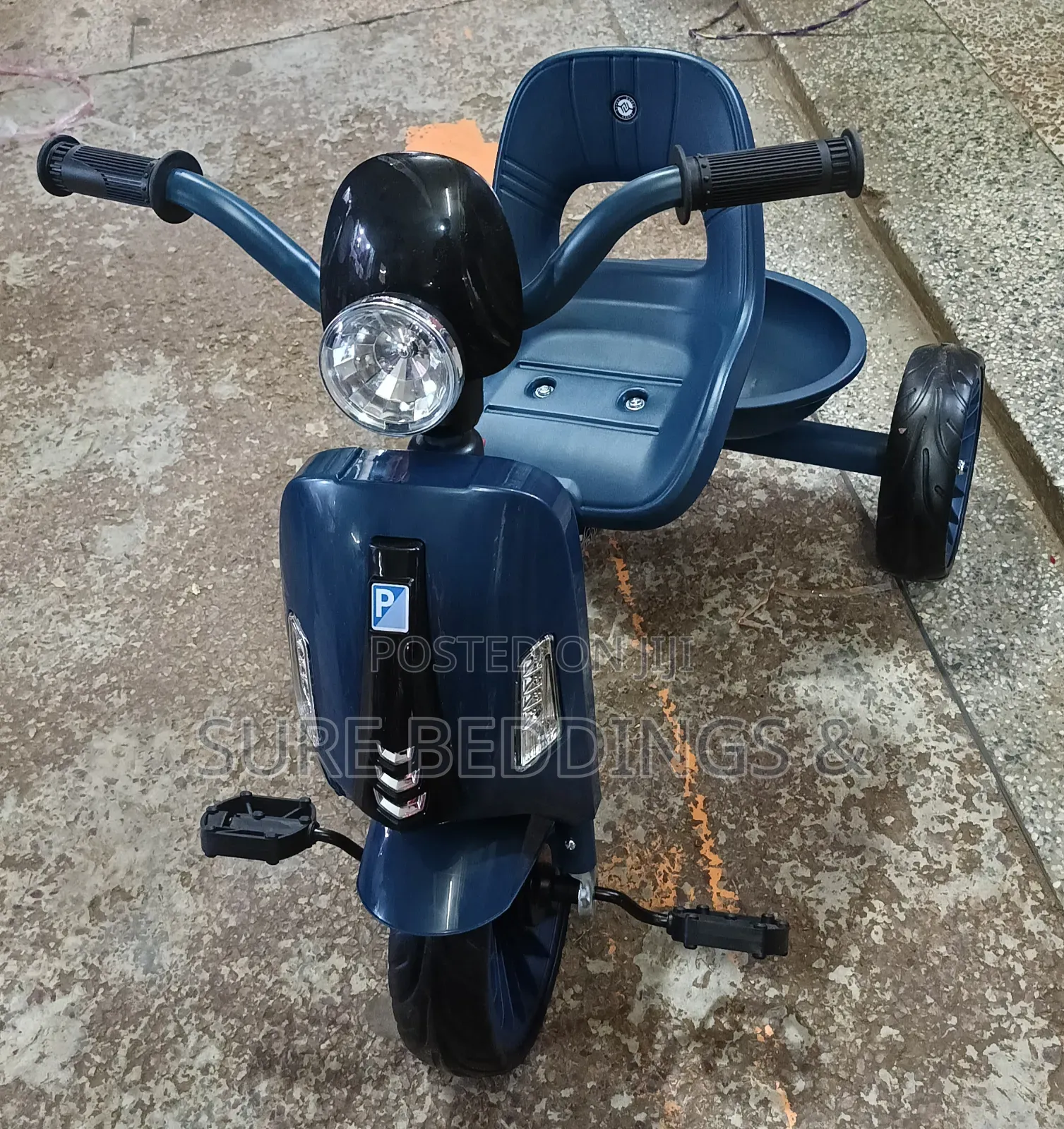 Luna Tricycle