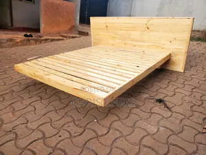 Pallet Floating Beds