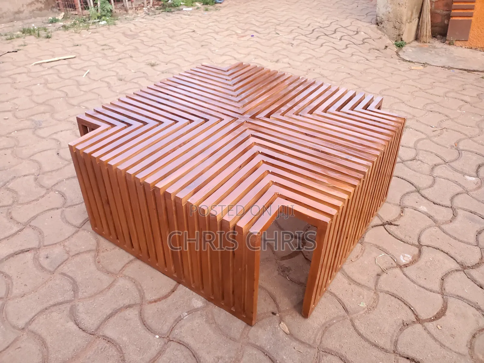 Pallet Center Table
