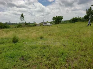 50 by 50 FTS Plot on Sale in Matuga Sanga, Ssemuto Road.