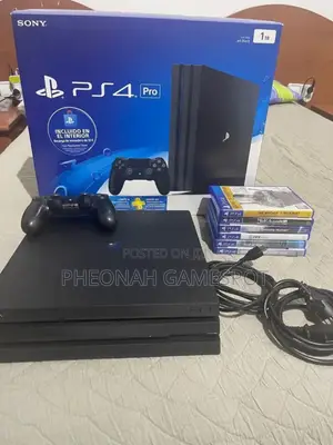 Ps4 Pro 1tb Storage 20 Games And 2 Controllers