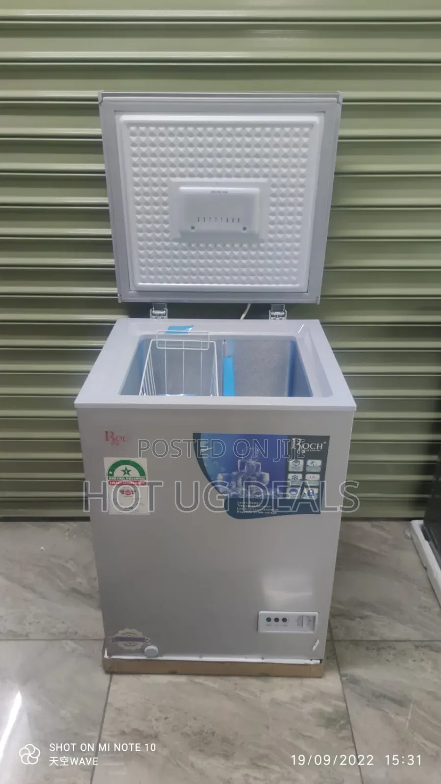 Roch 130 Litres Defrost Deep / Chest Freezer  - Grey