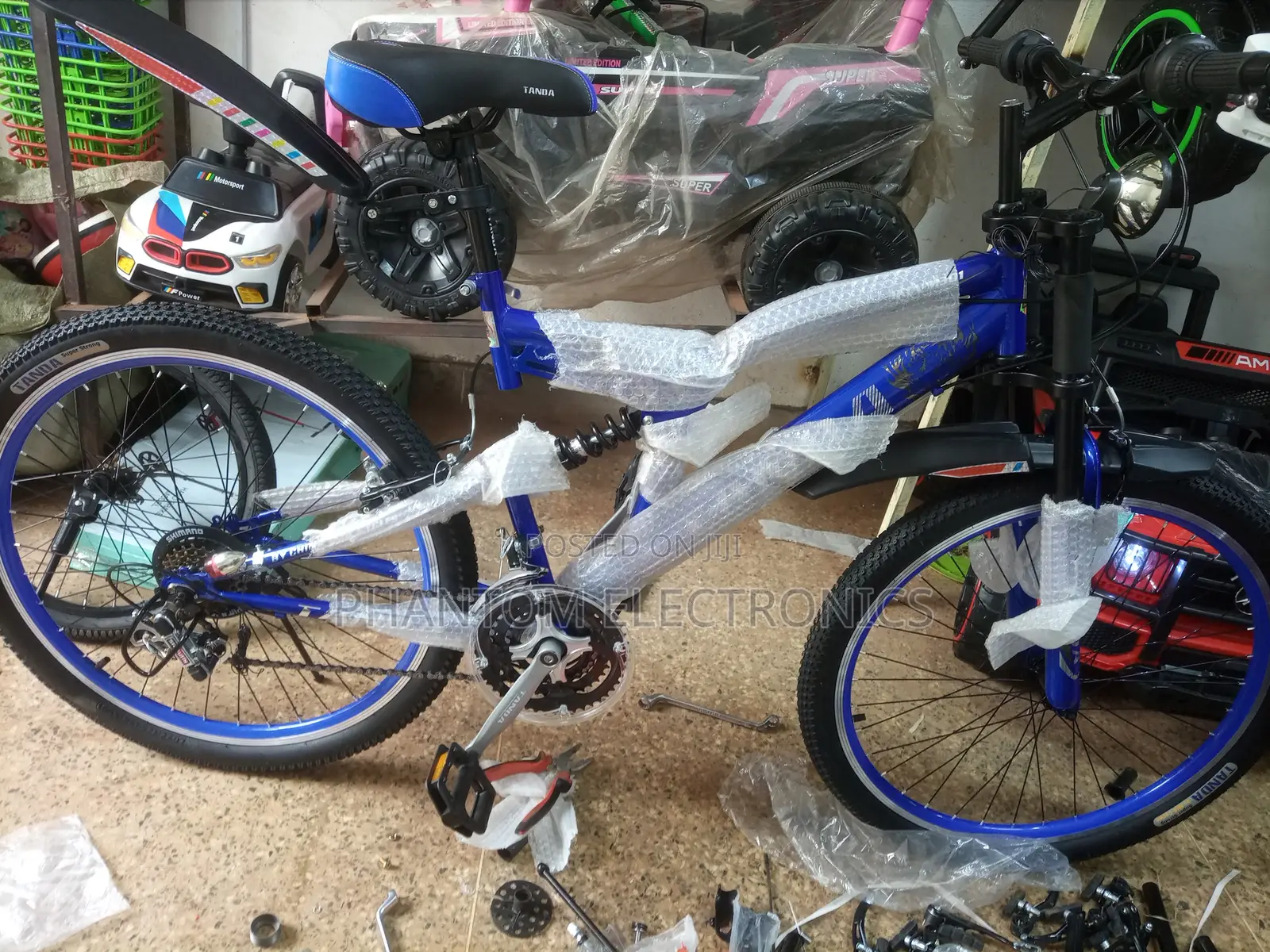 Blue Bicycle With 16size Rims