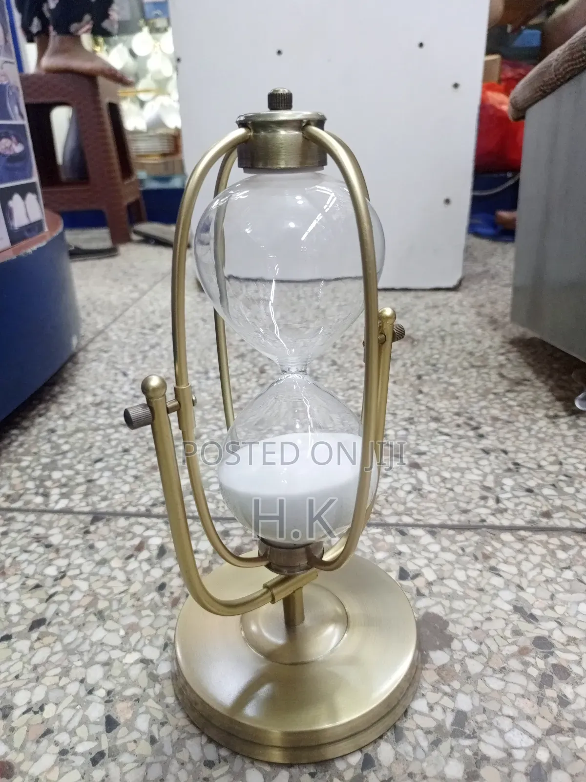 Swivel Gold Metal Hourglass Timer