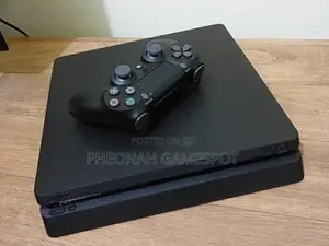 Playstation 4 Slim 12 Games And 2 Brand New Controllers