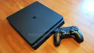 Playstation 4 Slim 12 Games And 2 Brand New Controllers