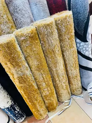 Fluffy Gold Center Rug
