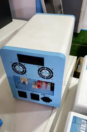 Rechargeable Solar Generator for 1500 Watts.