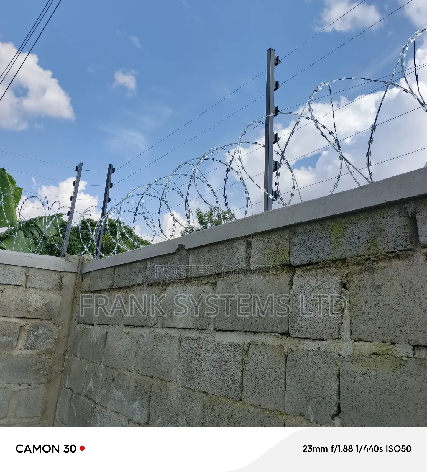 Electric Fence With Merlin 4
