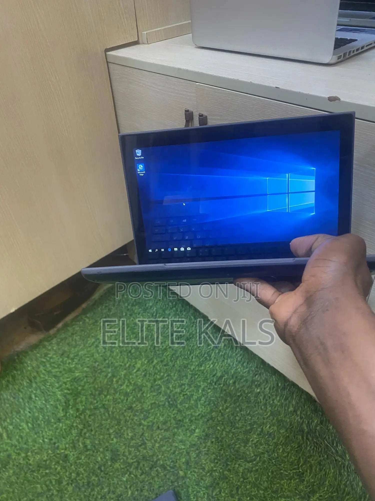 New Laptop Lenovo 100e 4GB Intel Celeron SSD 60GB