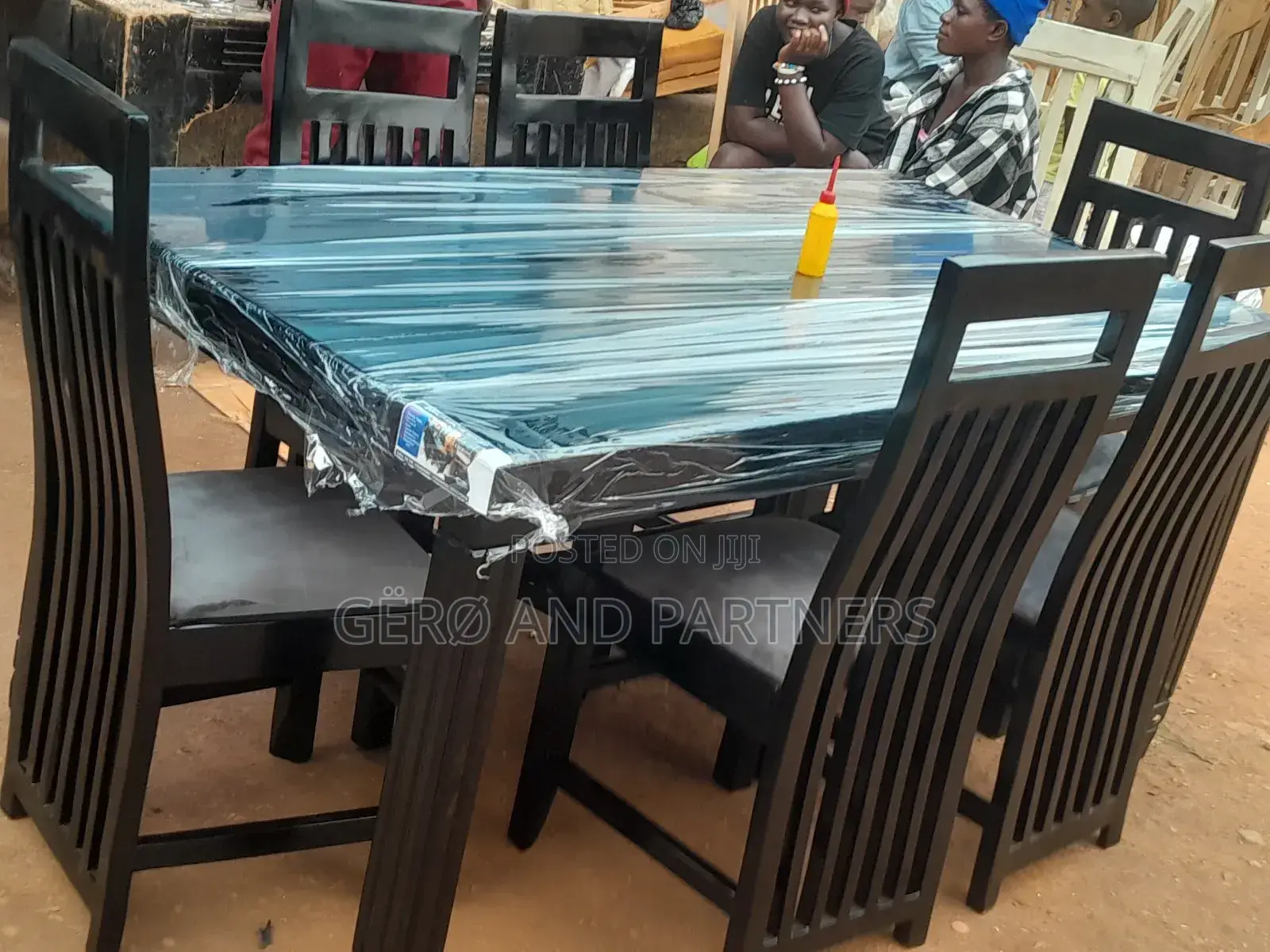 Sensational 6 Seater Dining