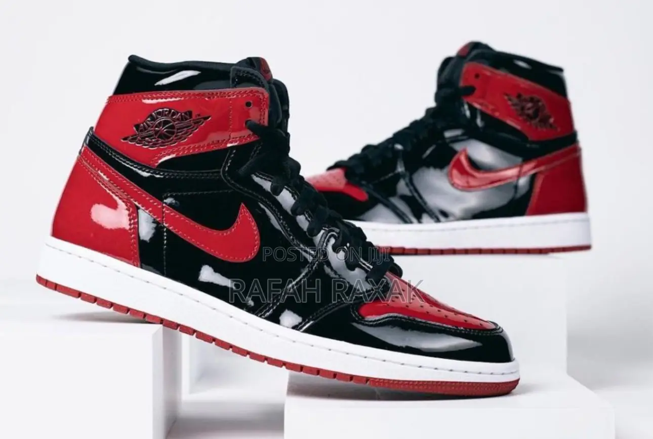 Original Nike Air Jordan 1 Retro High “Bred Patent” Sneakers