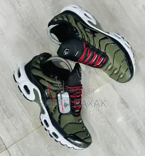 Original Green/White Nike Tn Air Max Plus Sneaker