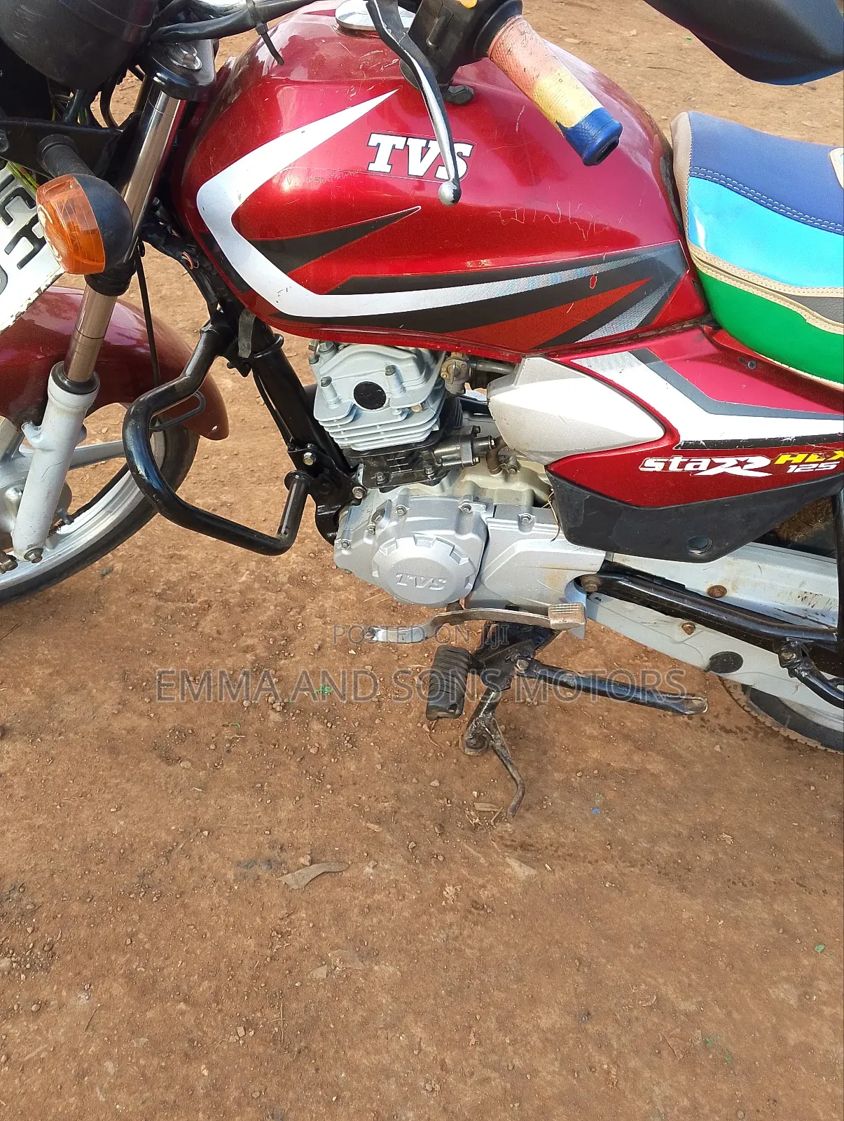 TVS HLX 125 2022 Red