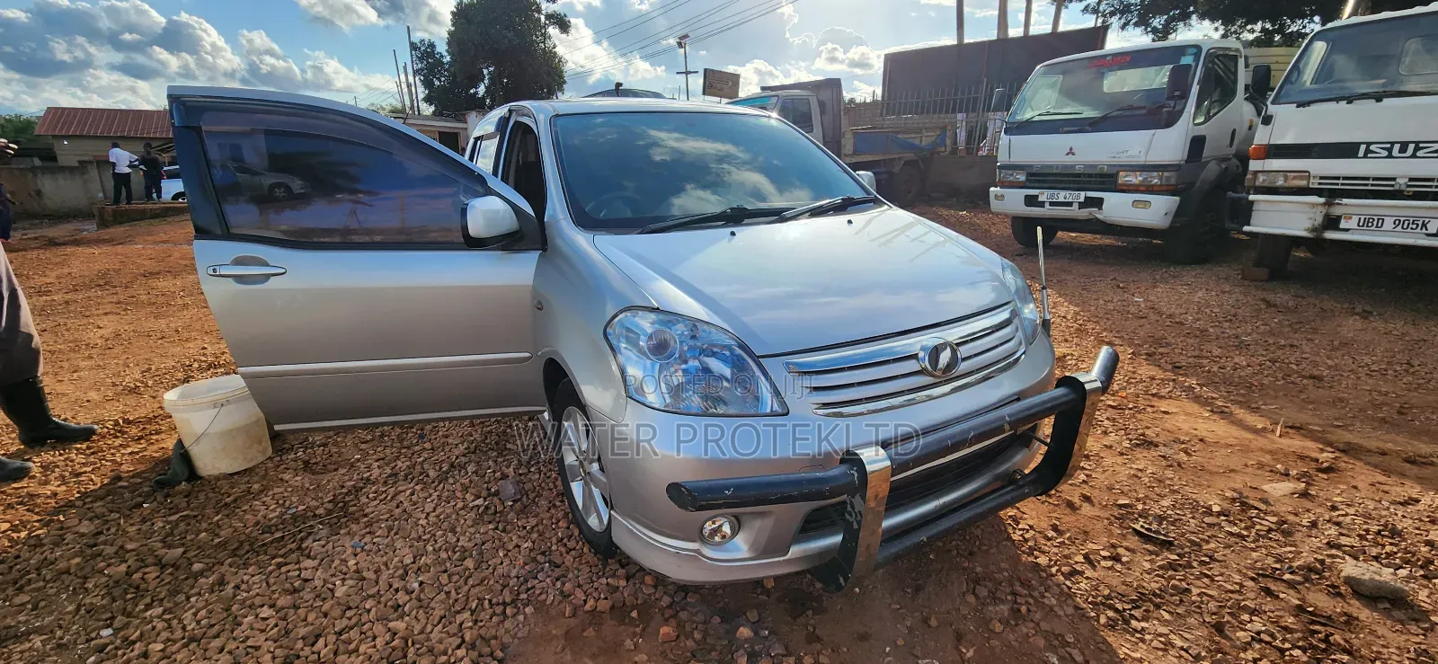 Toyota Raum 1.5 AWD 2010 Silver