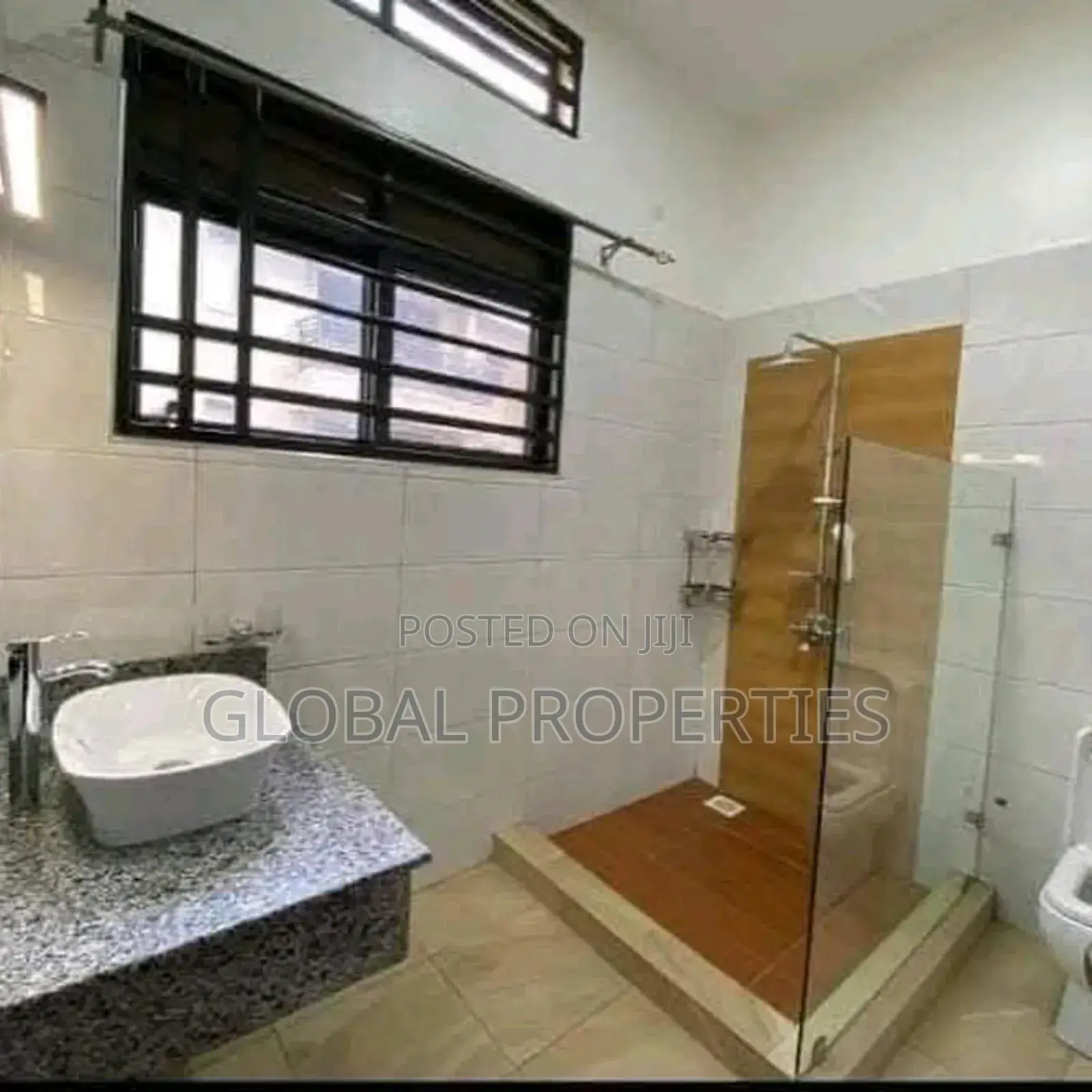 3bdrm Duplex in Naalya Estate, Central Division for rent